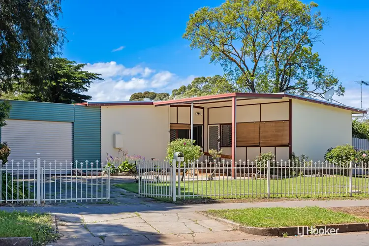 4 Garlick Road, Elizabeth Park SA 5113