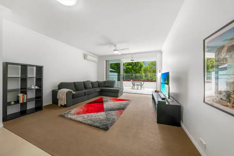 102/1-7 Moores Crescent, Varsity Lakes QLD 4227