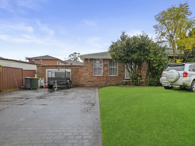 63 Clifford Crescent, Ingleburn NSW 2565