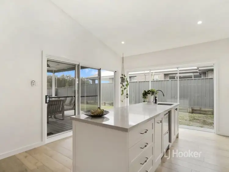 Fifth view of Homely house listing, 7 Windsail Lane, Vincentia NSW 2540