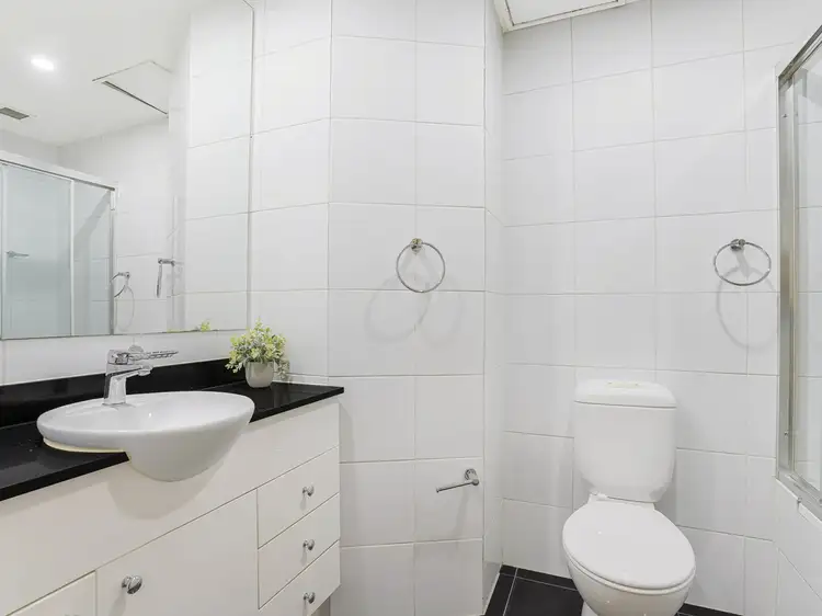 Fourth view of Homely unit listing, 111/107 Quay St, Sydney NSW 2000
