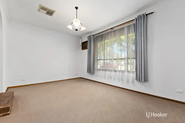 Fourth view of Homely house listing, 5 Bundarra Court, Craigmore SA 5114