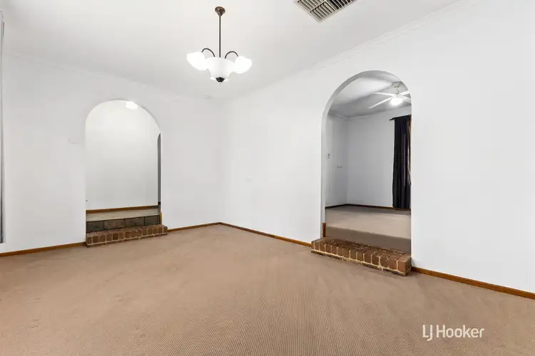 Sixth view of Homely house listing, 5 Bundarra Court, Craigmore SA 5114