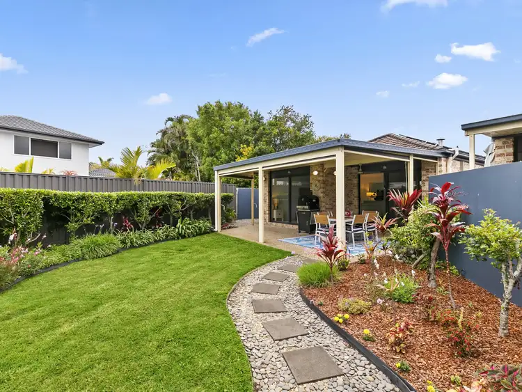 Sixth view of Homely semi-detached listing, 1/6 Topsail Circuit, Banksia Beach QLD 4507