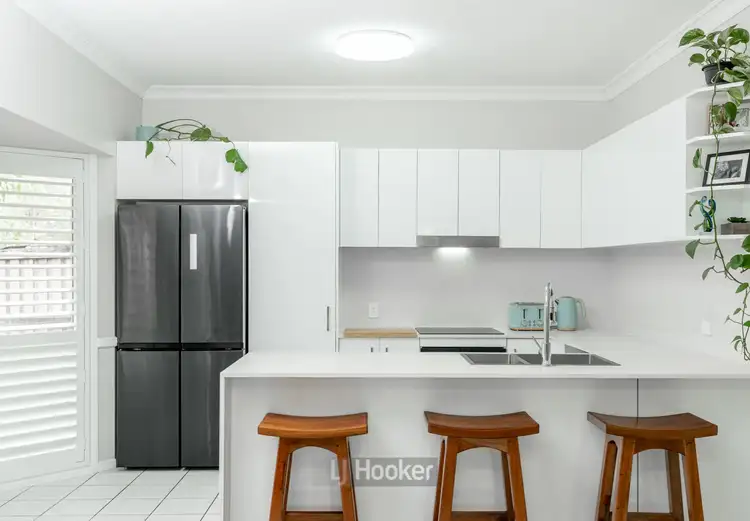 Fifth view of Homely house listing, 10 Belvedere Close, Forest Lake QLD 4078