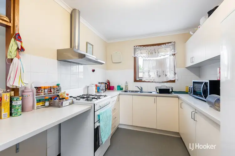Sixth view of Homely house listing, 33 Currawong Crescent, Craigmore SA 5114