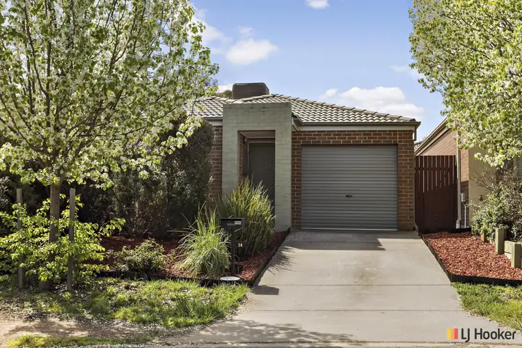 14 Phillipa Weeks Street, Watson ACT 2602