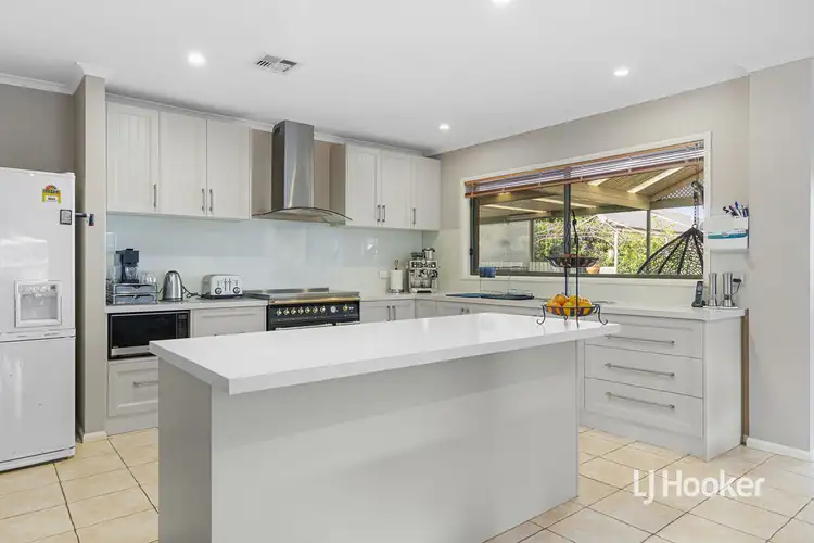 Fifth view of Homely house listing, 6 Tranquil Place, Tarneit VIC 3029