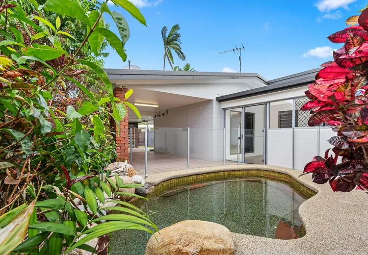 74 Boden Street, Edge Hill QLD 4870