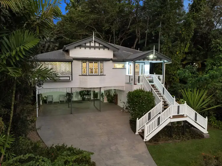 31-33 Bellevue Crescent, Edge Hill QLD 4870