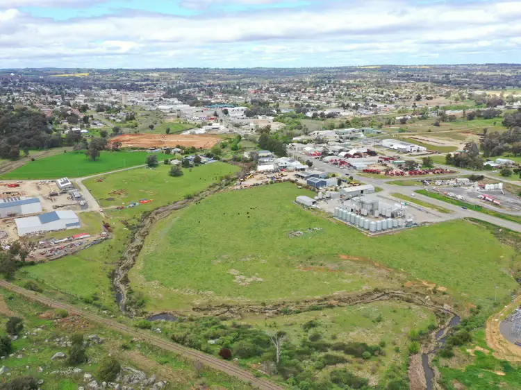 20 Rockdale Road, Young NSW 2594