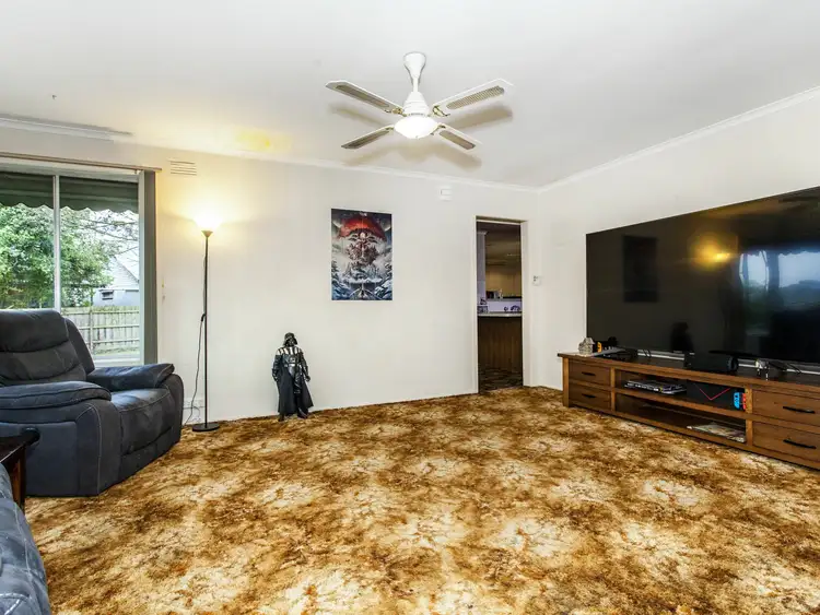 Second view of Homely house listing, 20 Winifred Road, Mooroolbark VIC 3138