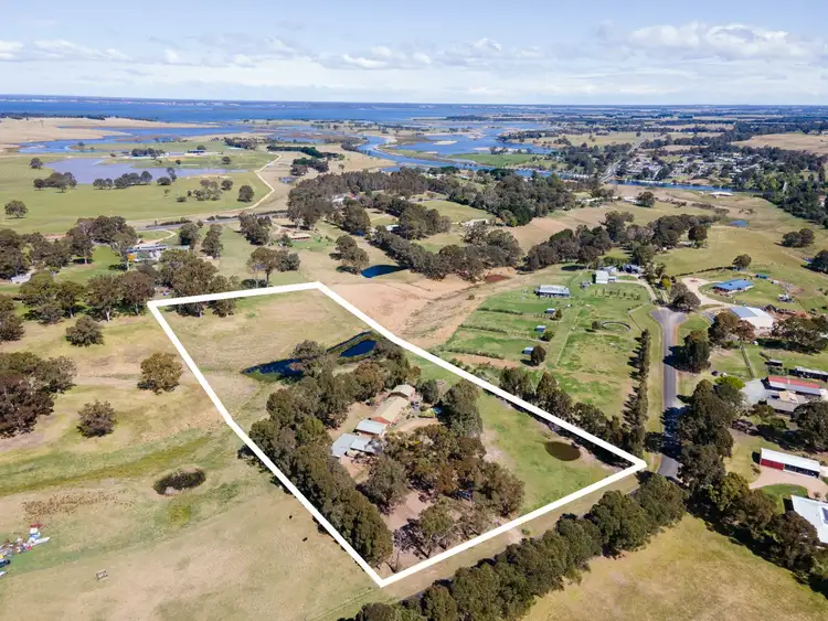 Fourth view of Homely house listing, 27 Paterson Court, Nicholson VIC 3882