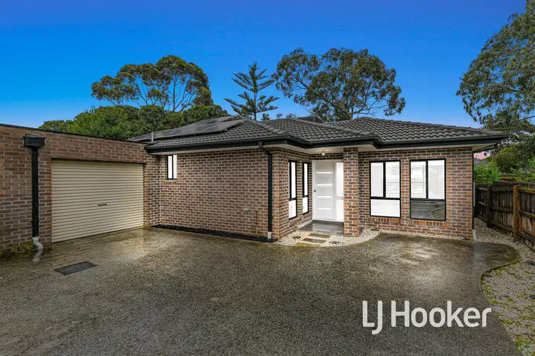 Main view of Homely unit listing, 2/100 Pound Road, Hampton Park VIC 3976