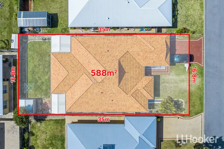 Second view of Homely house listing, 5 Alba Pass, Halls Head WA 6210