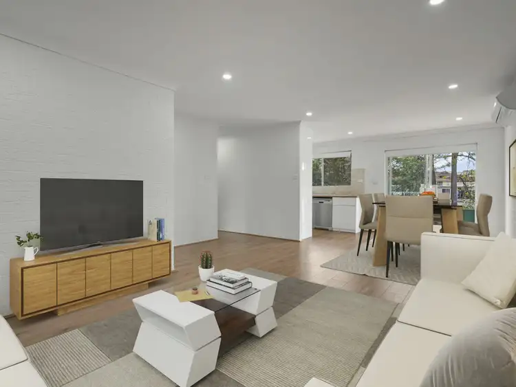 83 Cleopatra Dr, Rosemeadow NSW 2560