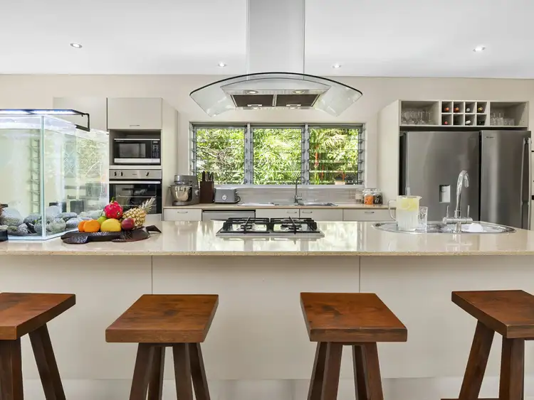 Fifth view of Homely house listing, 2 Savaii Close, Palm Cove QLD 4879