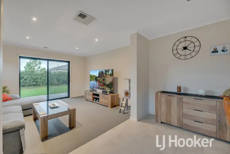 Seventh view of Homely house listing, 16 Wakefields Drive, Brookfield VIC 3338