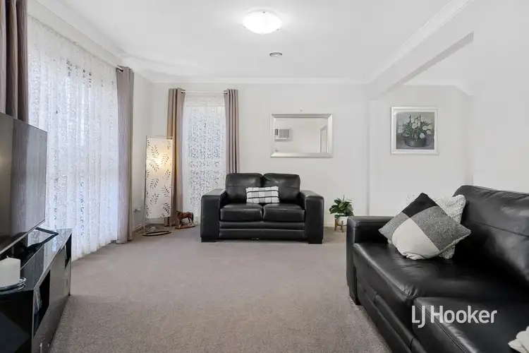 Third view of Homely house listing, 1 Canonbury Circle, Seabrook VIC 3028