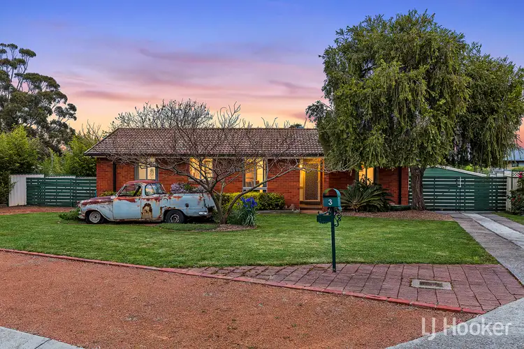 Second view of Homely house listing, 3 Bennett Place, Flynn ACT 2615