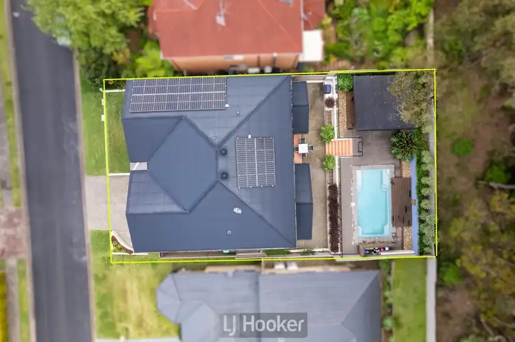 Third view of Homely house listing, 7 Lakeshore Close, Kilaben Bay NSW 2283
