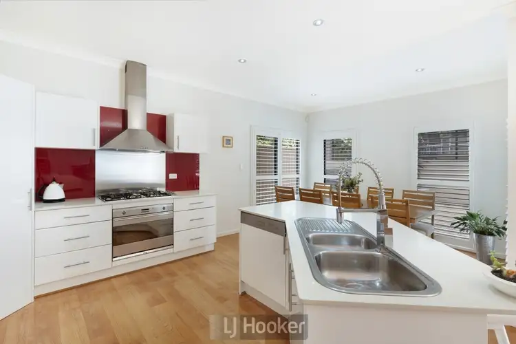 Sixth view of Homely house listing, 7 Lakeshore Close, Kilaben Bay NSW 2283