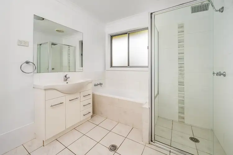 Sixth view of Homely house listing, 2/12 Fairview Place, Cessnock NSW 2325