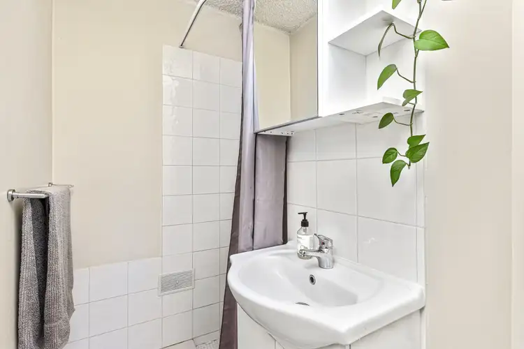 Sixth view of Homely apartment listing, 17/3 Russell Avenue, North Perth WA 6006