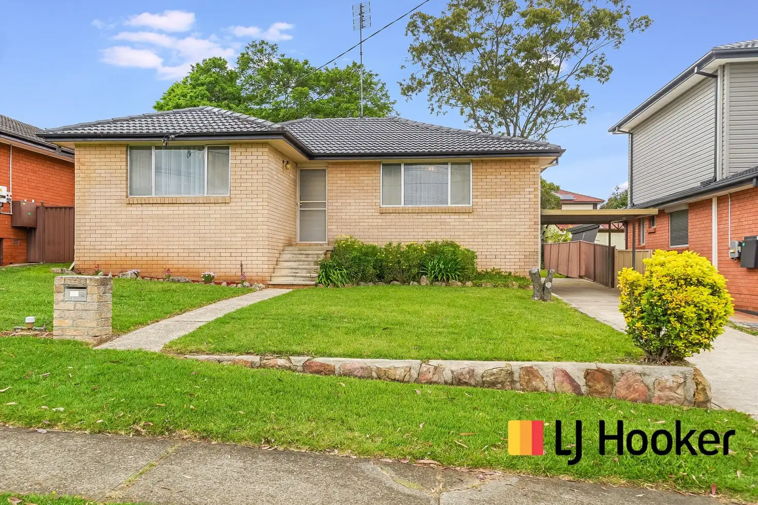 Main view of Homely house listing, 32 Cowper Drive, Camden South NSW 2570