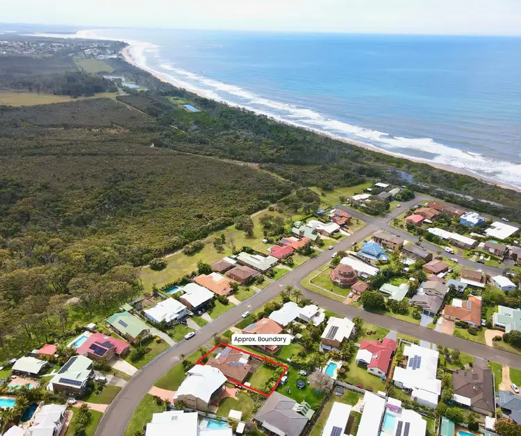 20 Beach Street, Wallabi Point NSW 2430
