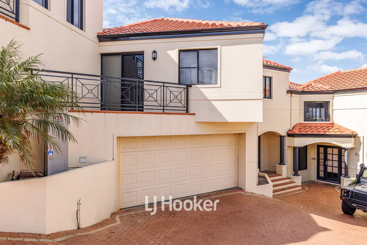 Main view of Homely unit listing, 2/14 Sinclair Close, Bunbury WA 6230