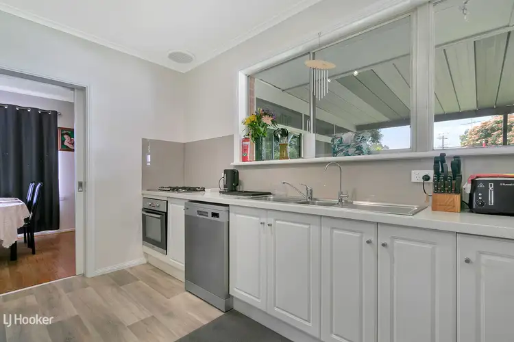 Sixth view of Homely house listing, 2 Milne Court, Evanston Park SA 5116