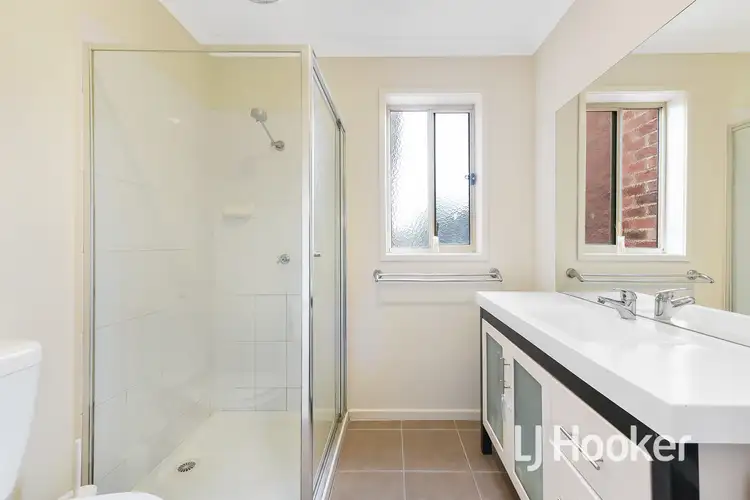 Fifth view of Homely house listing, 20 Maddock Drive, Cranbourne East VIC 3977
