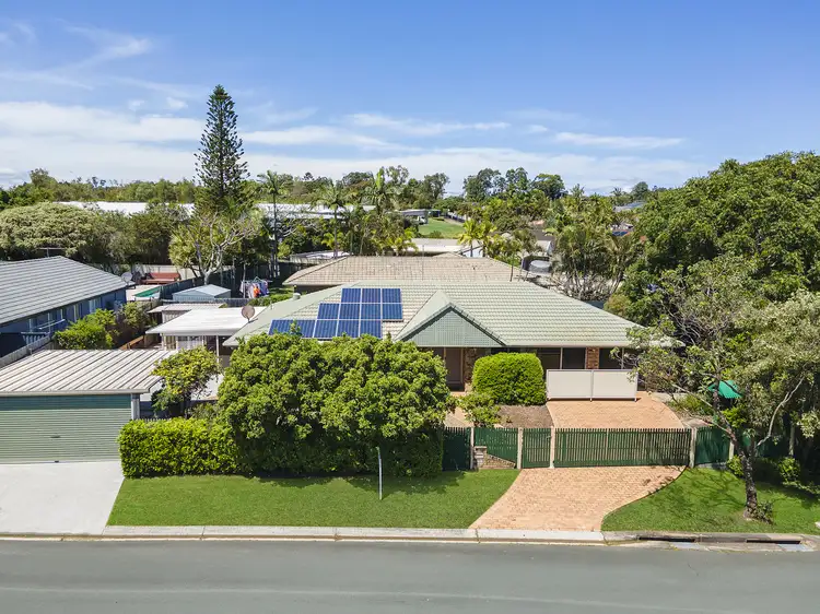 1 Champagne Crescent, Thornlands QLD 4164