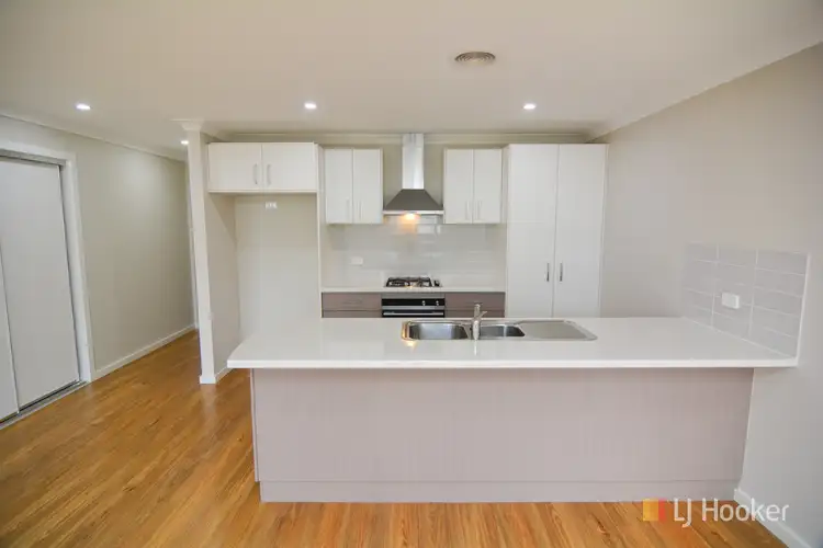 Third view of Homely villa listing, 5/15 Hoskins Avenue, Lithgow NSW 2790