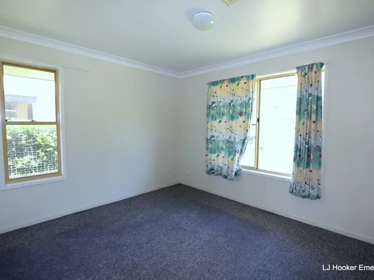 Seventh view of Homely house listing, 2 Chalmers Cres, Emerald QLD 4720