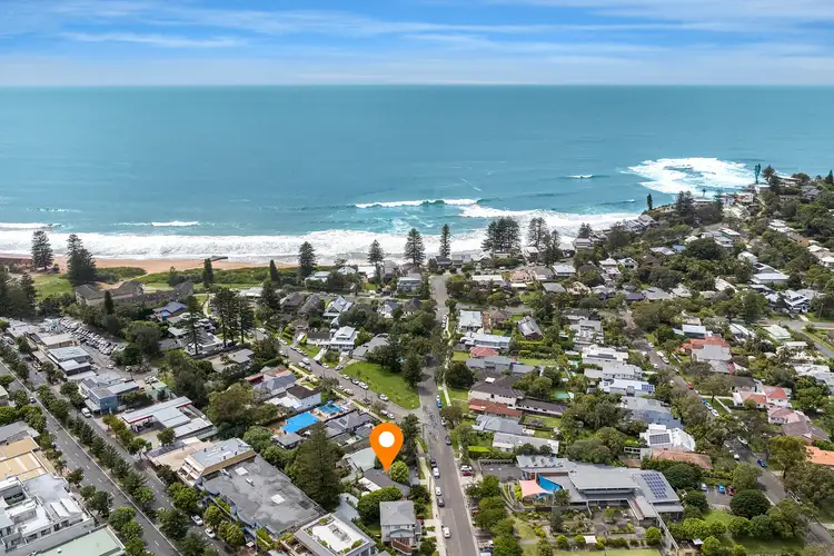 Second view of Homely house listing, 4 The Boulevarde, Newport NSW 2106
