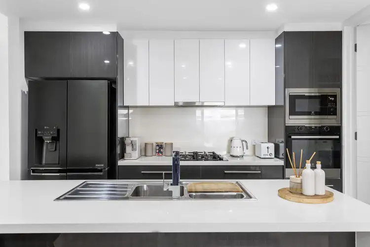 132 Lochside Drive, West Lakes SA 5021