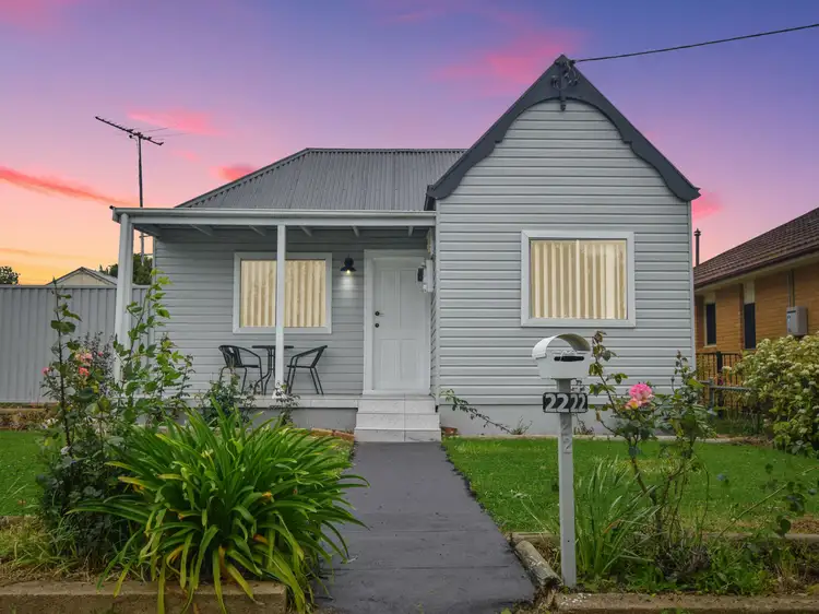 22 Spring Street, Young NSW 2594