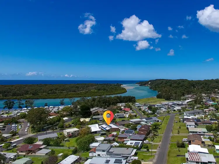 21 Iverison Road, Sussex Inlet NSW 2540