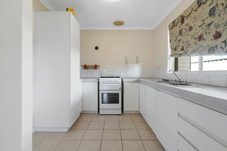Fourth view of Homely villa listing, 6/15 Carnac Court, Gosnells WA 6110