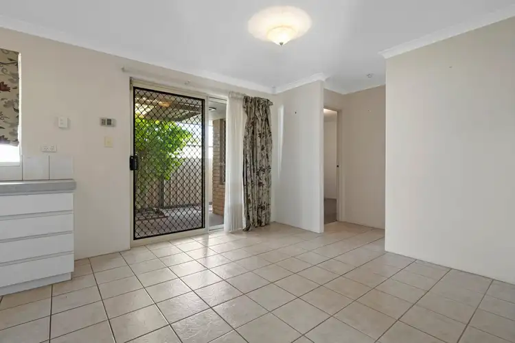 Fifth view of Homely villa listing, 6/15 Carnac Court, Gosnells WA 6110