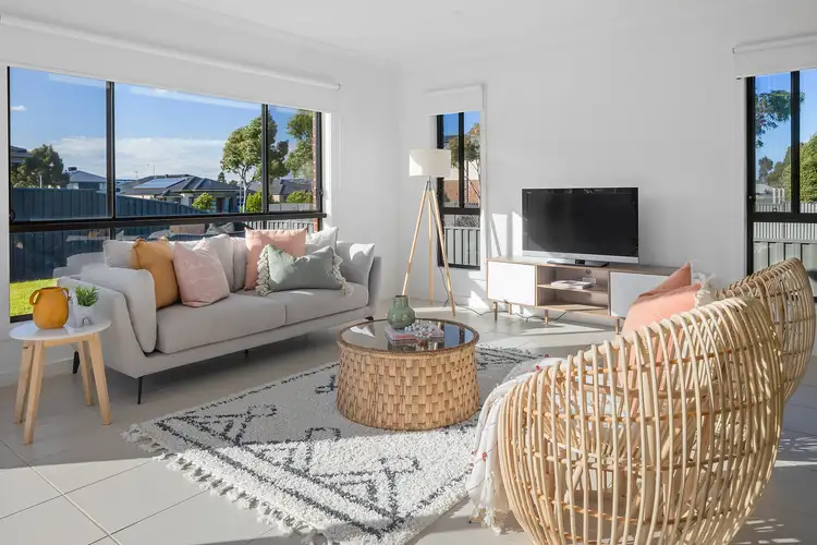 Sixth view of Homely house listing, 2 Haddington Way, Cranbourne East VIC 3977
