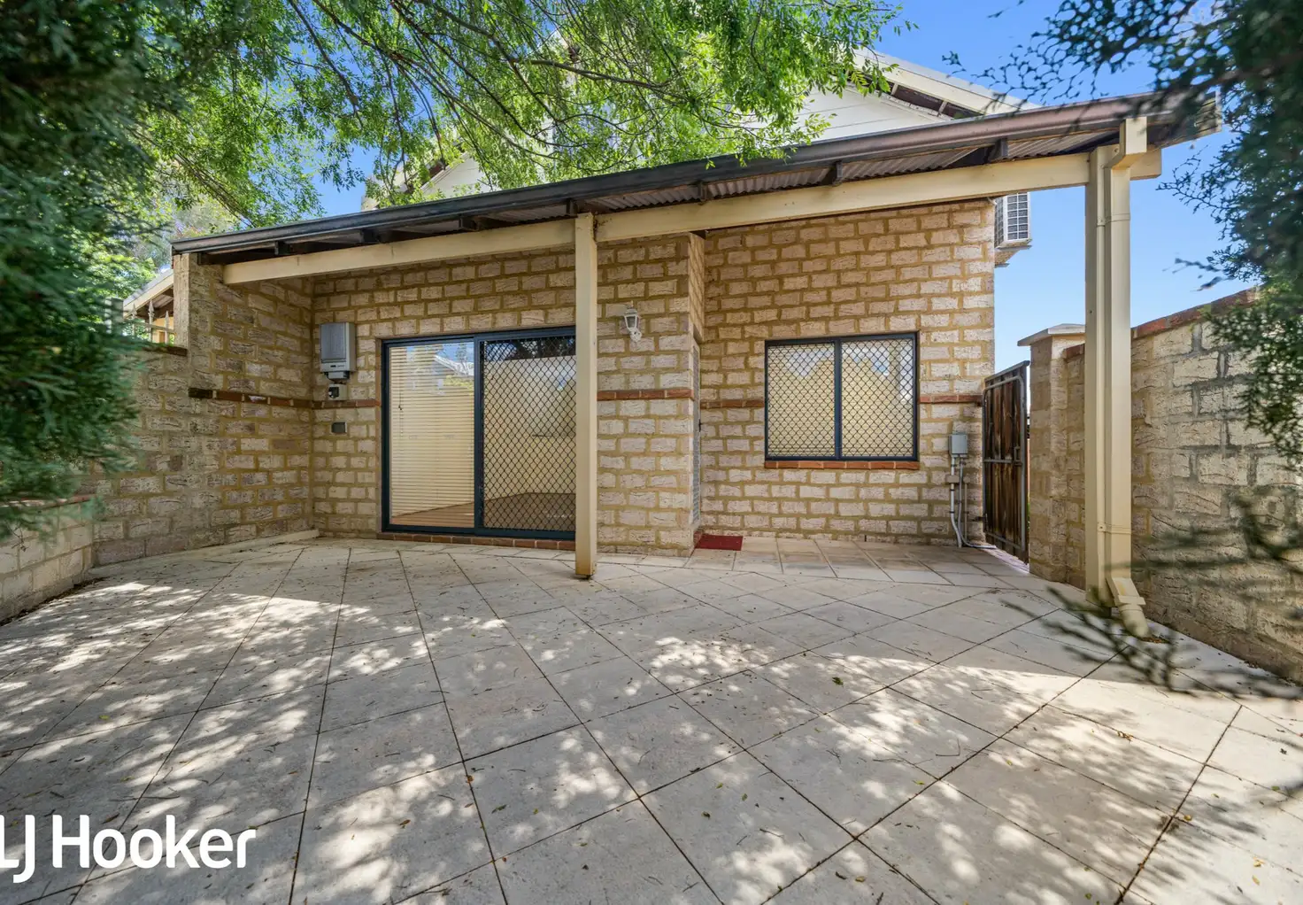 Main view of Homely townhouse listing, 2/174 Carnarvon Street, East Victoria Park WA 6101