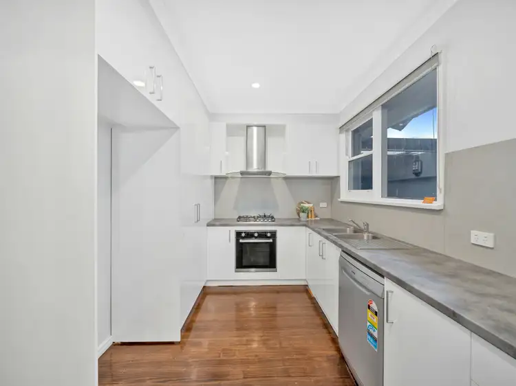 Fifth view of Homely house listing, 2 Alison St, Thomastown VIC 3074
