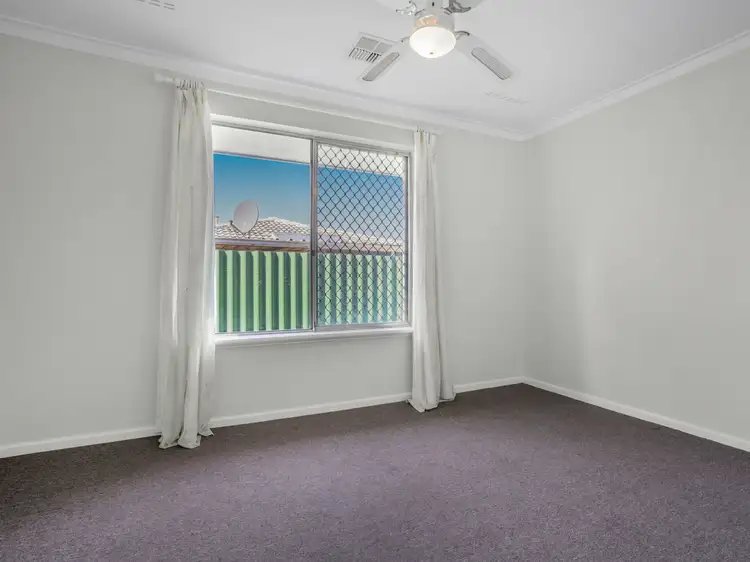 Fifth view of Homely house listing, 8 Pudney Place, Orelia WA 6167