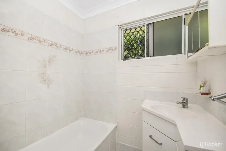 Fifth view of Homely house listing, 1 Sapphire Court, Deeragun QLD 4818