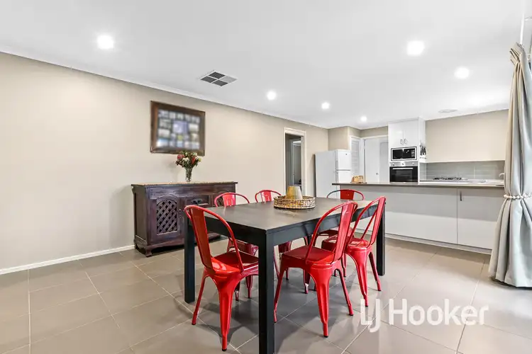 Second view of Homely house listing, 8 Damien Court, Pakenham VIC 3810