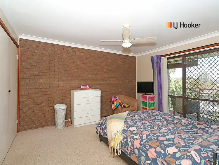 Fifth view of Homely unit listing, Unit 2/7 Nordlingen Drive, Tolland NSW 2650