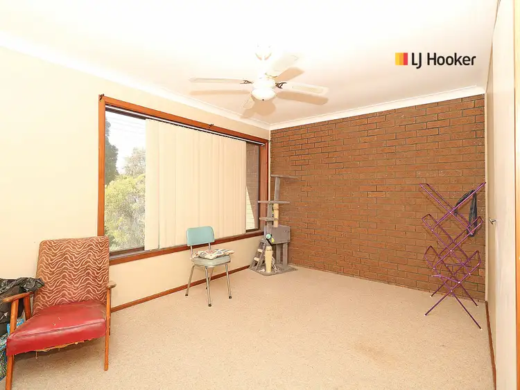 Sixth view of Homely unit listing, Unit 2/7 Nordlingen Drive, Tolland NSW 2650
